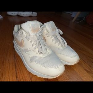 NIKE AIR MAX 1 JELLY PUFF